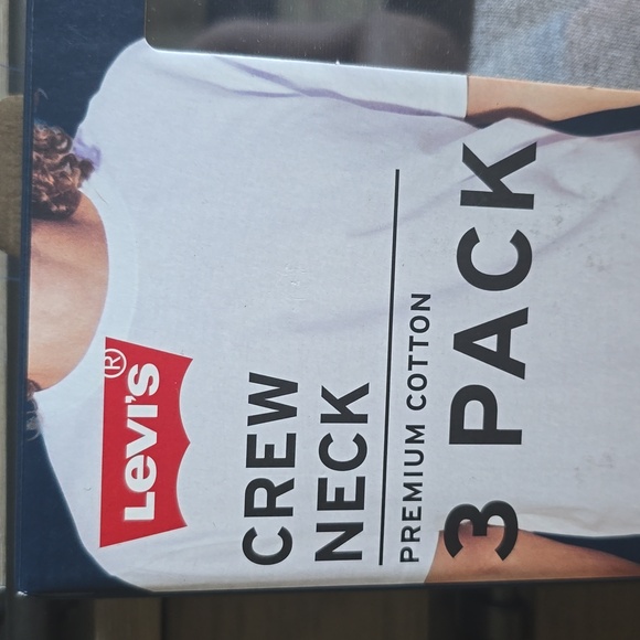 LEVI'S CREW NECK SHIRT - Picture 2 of 4